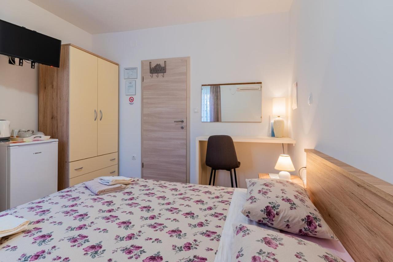 Room Laudina ツレス エクステリア 写真